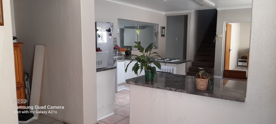 3 Bedroom Property for Sale in Baysvalley Free State
